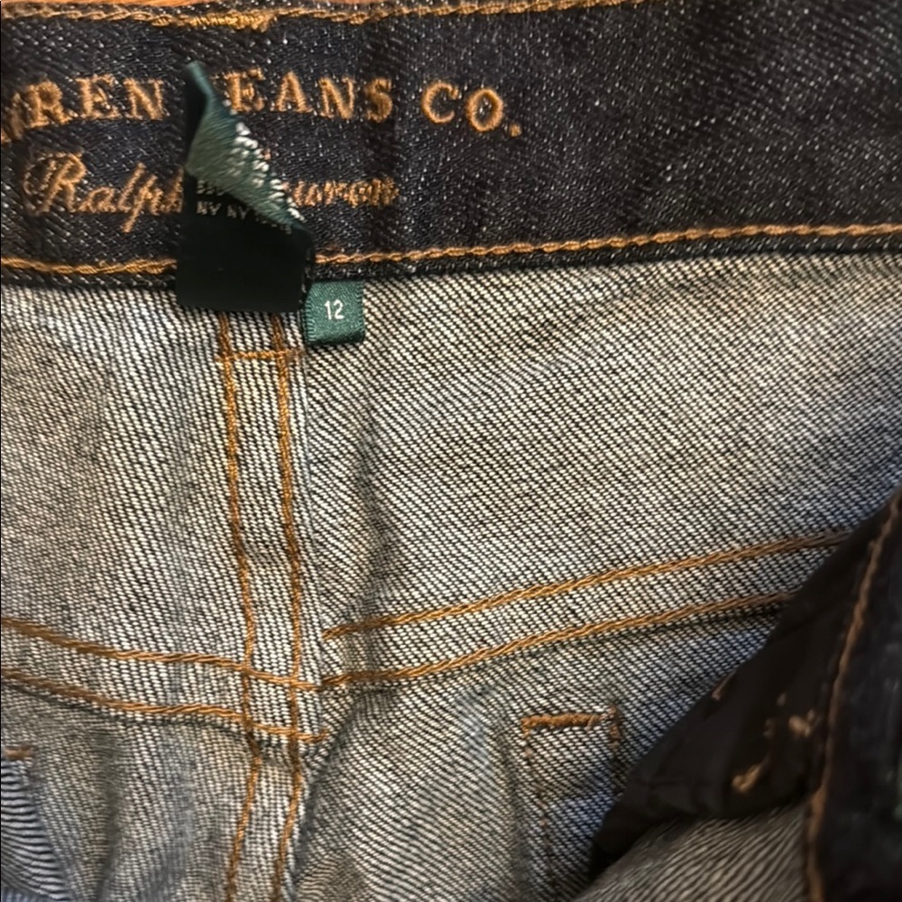 Women Dark Blue cropped Jeans - Picture 5 of 10